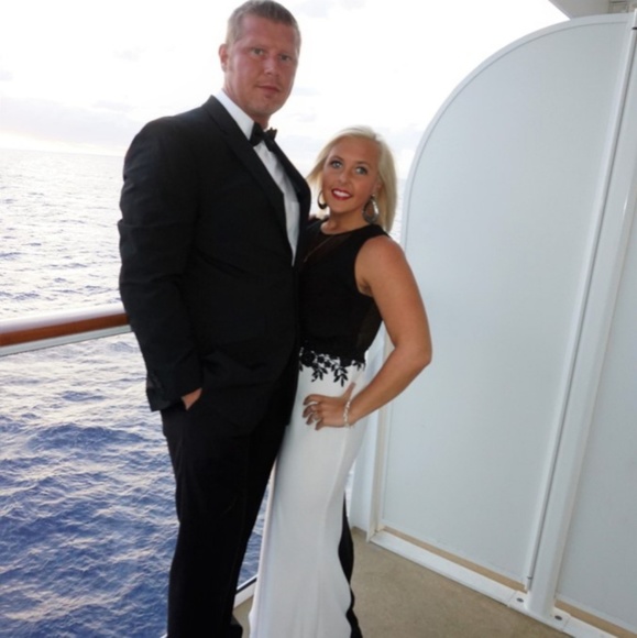 Meet your Posher, Amber - Picture 3 of 4